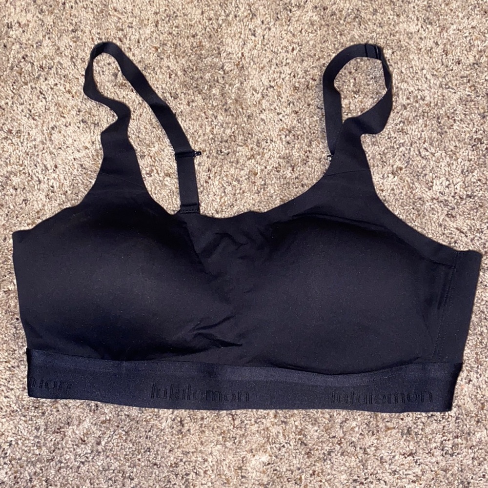 LULULEMON BRA